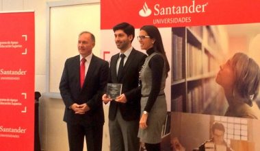 Jorge Cid académico del Departamento de Literatura recibió Beca Iberoamérica Santander