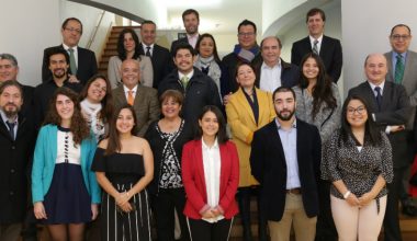 Alumnos y profesor de la UAI reciben Becas Iberoamérica de Banco Santander