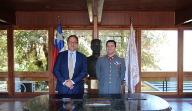 UAI realizará diplomados para la  Academia de Guerra del Ejército