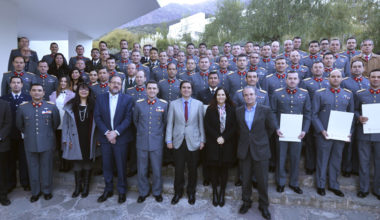 Escuela de Gobierno Gradúa a 60 Alumnos de la Academia de Guerra del Ejército