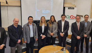 El mercado de medios de pago con tarjeta: CeCo UAI realiza seminario con los principales actores en Chile