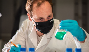 Estudiante de doctorado de Ingeniería UAI investiga en Suiza cómo regenerar tejidos biológicos